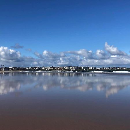 Cosy 3 Bedroom Apartment In Central Portrush With Sea Views Ngoại thất bức ảnh