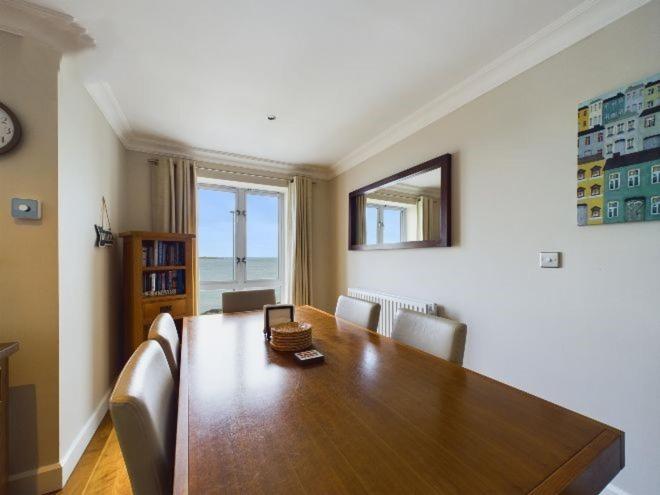Cosy 3 Bedroom Apartment In Central Portrush With Sea Views Ngoại thất bức ảnh