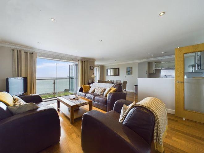 Cosy 3 Bedroom Apartment In Central Portrush With Sea Views Ngoại thất bức ảnh